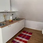 Apartament Buzavirag *