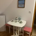 Buzavirag Apartament *