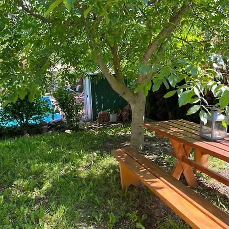 Buzavirag Appartement Szentbekkalla