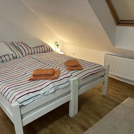 Apartament Buzavirag Szentbekkalla